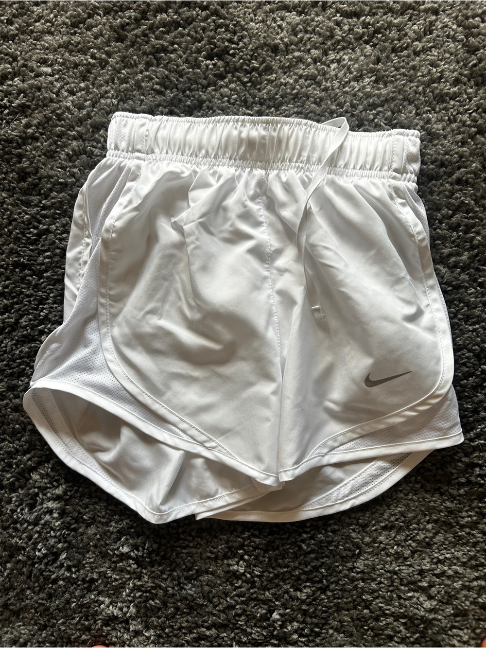 Nike shorts white